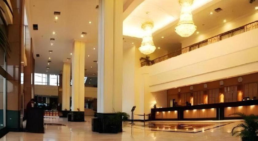 Oasis Amir Hotel Jacarta Exterior foto